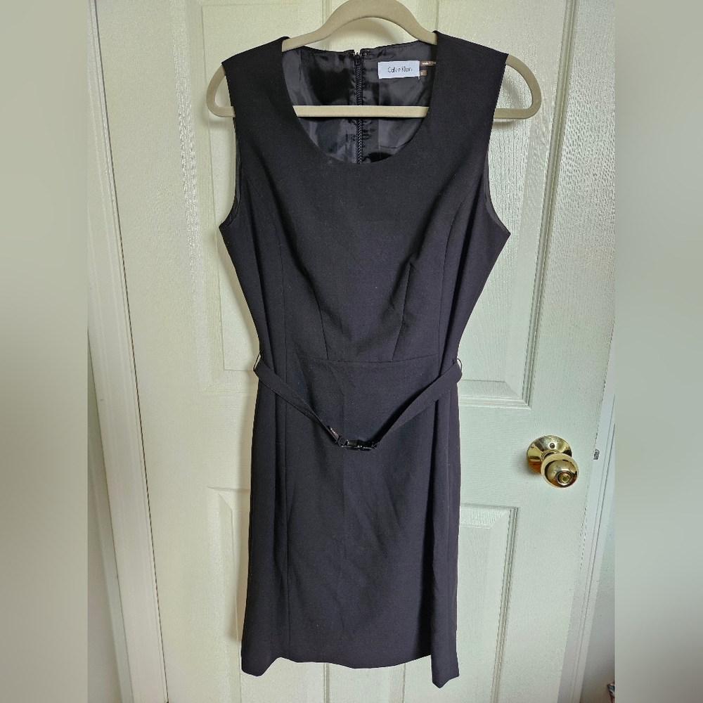 👗Calvin Klein | Lined Black Dress